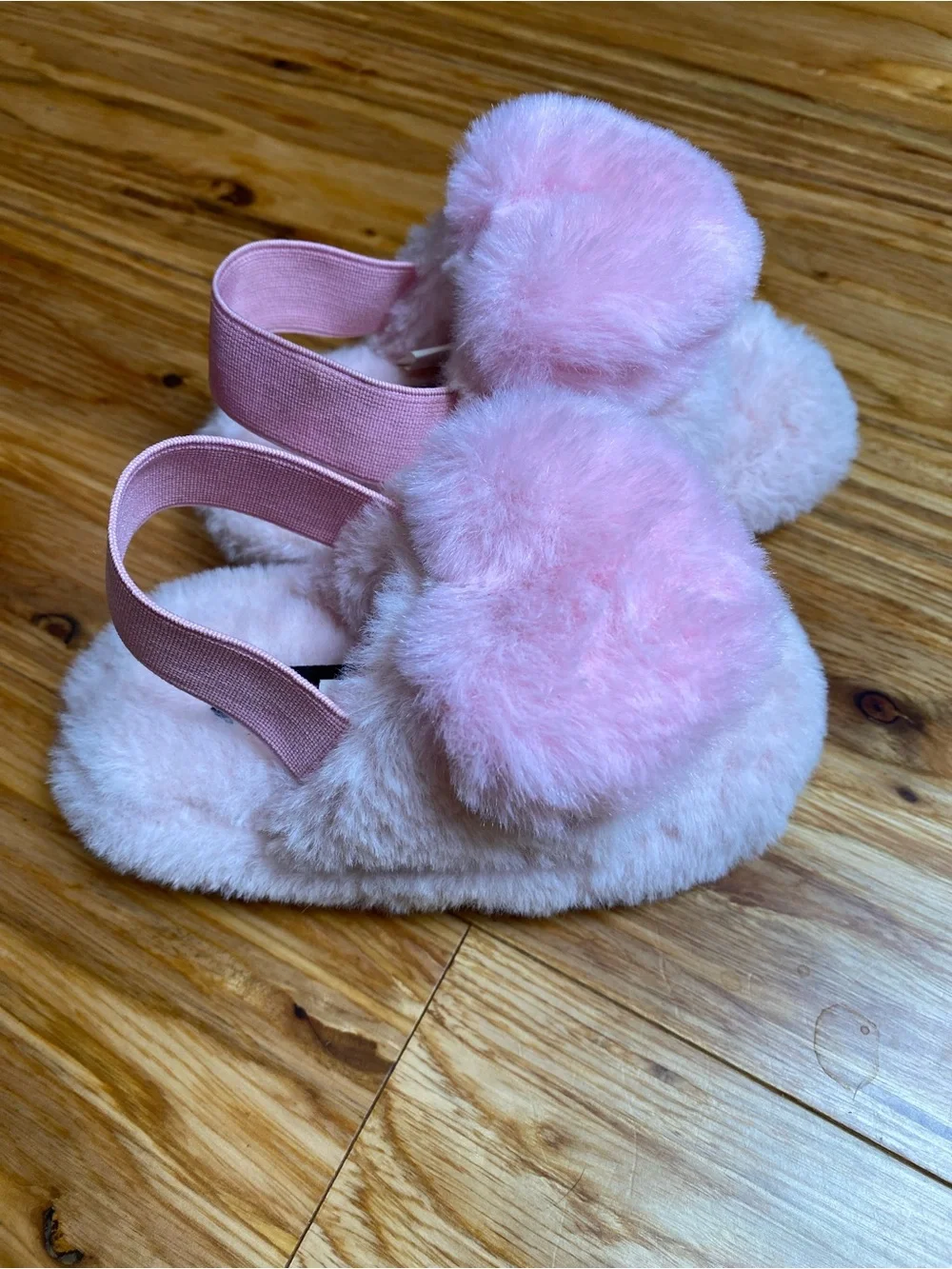 Kensie Girl Pink Fuzzy Heart Strap Slippers